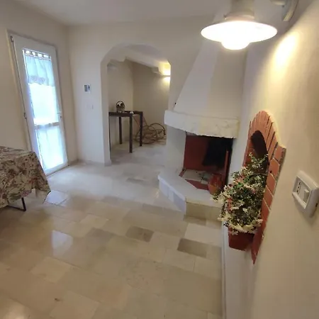 Lägenhet Casedda Ostunese