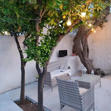 Casedda Ostunese Lägenhet